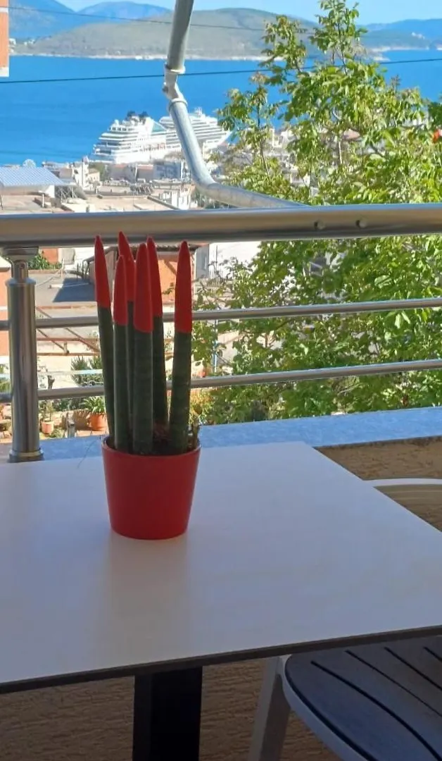 Ares Apartaments Sarandë