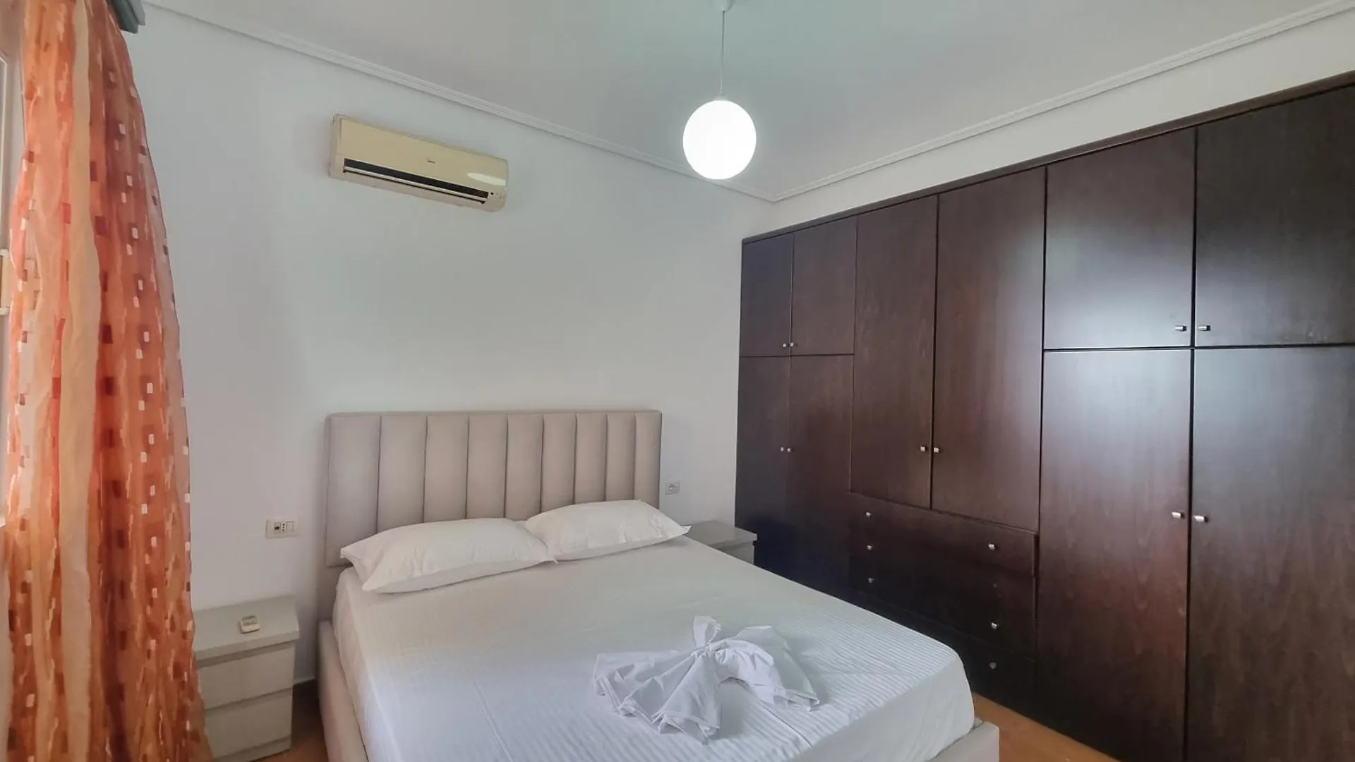 Ares Apartaments Sarande 0*,