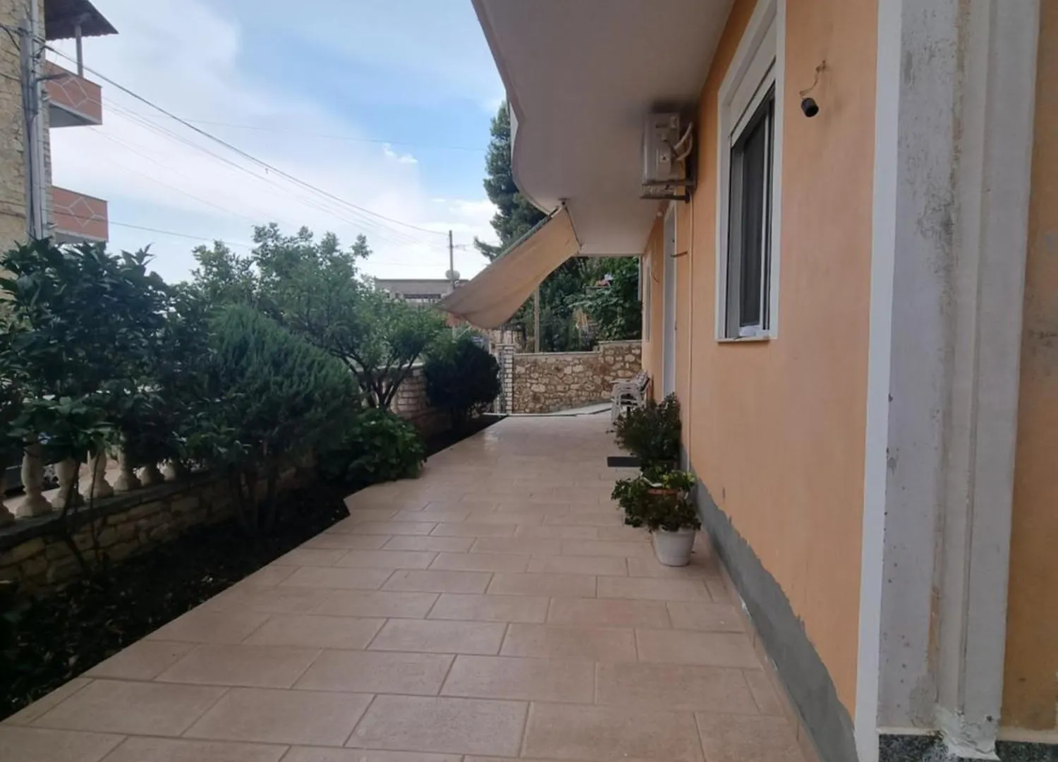 Ares Apartaments Sarande